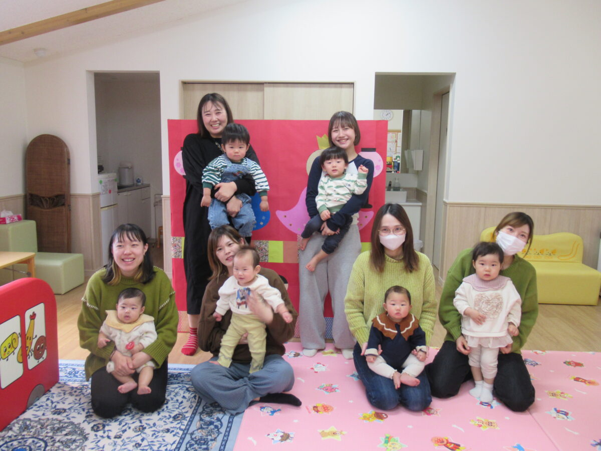 ひな祭り会をしました。